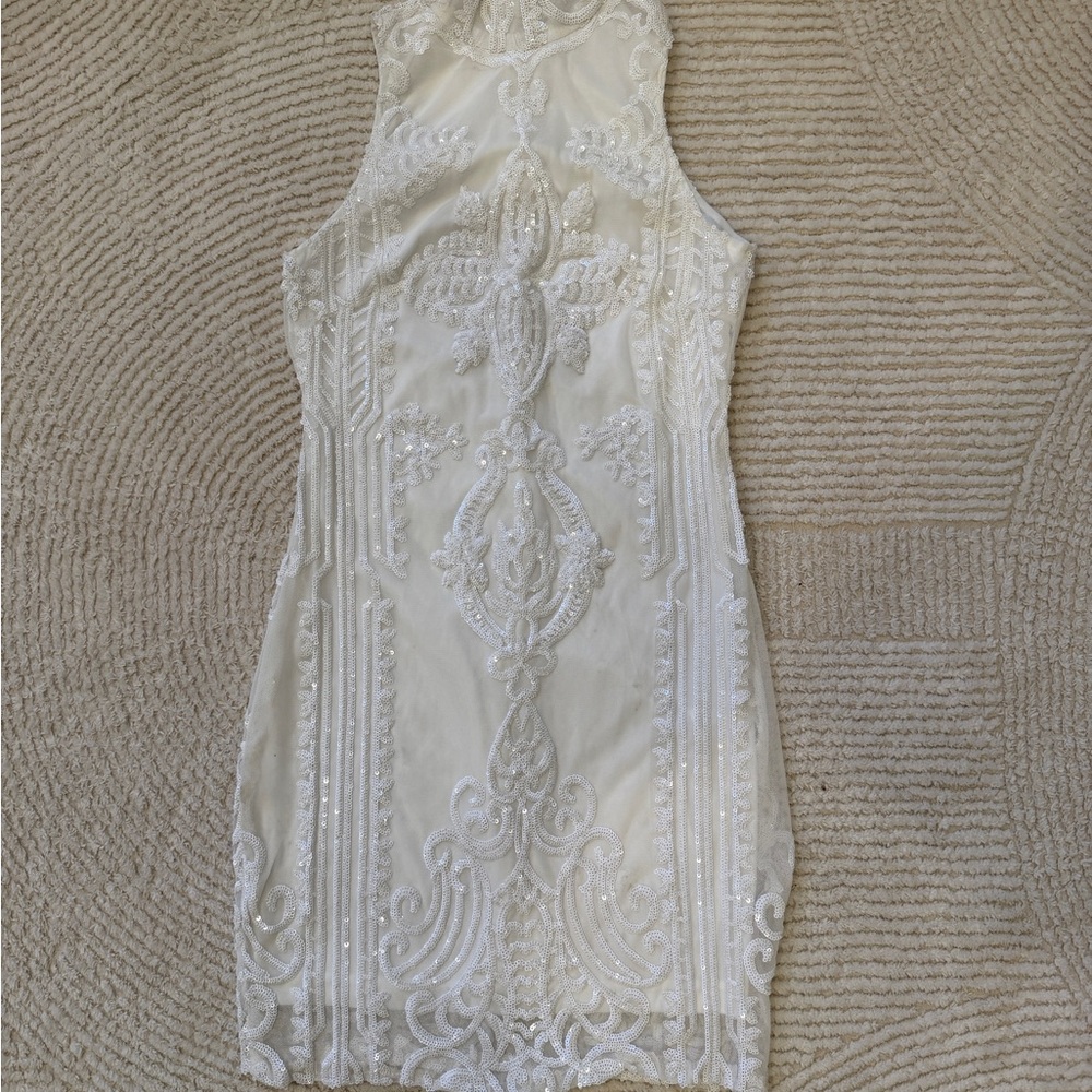 Chic Ivory Lace Mini Dress